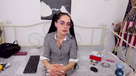 Snapshot of jessystarrr chatting on 02-12-25, 07:45 Jessy online show from 02-12-25, 07:45