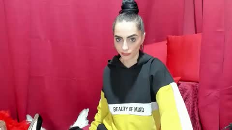 Jessy online show from 02-12-26, 01:22