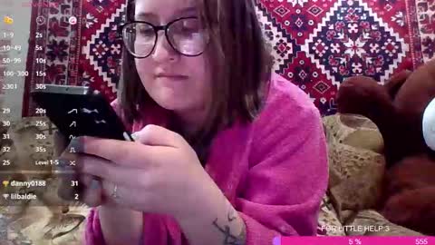 Bye everyone i cant see any reason to stay here wish u luck online show from 11-08-25, 08:14