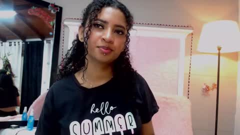 Snapshot of jessyzoe chatting on 01-22-25, 08:28 Jessy online show from 01-22-25, 08:28