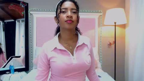 Snapshot of jessyzoe chatting on 01-25-25, 11:23 Jessy online show from 01-25-25, 11:23