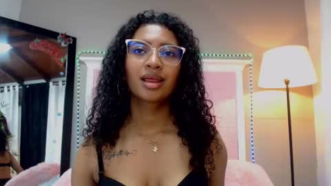 Snapshot of jessyzoe chatting on 01-27-25, 04:43 Jessy online show from 01-27-25, 04:43