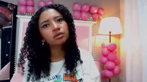 Snapshot of jessyzoe chatting on 02-03-25, 04:41 Jessy online show from 02-03-25, 04:41