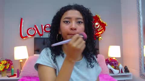 Snapshot of jessyzoe chatting on 02-14-25, 11:31 Jessy online show from 02-14-25, 11:31