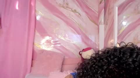 Snapshot of jessyzoe chatting on 09-17-25, 01:46 Jessy online show from 09-17-25, 01:46