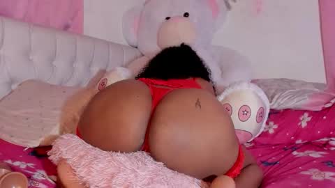 Snapshot of jessyzoe chatting on 10-23-25, 02:49 Jessy online show from 10-23-25, 02:49
