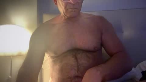 Snapshot of jesuiscoquinoui chatting on 09-21-25, 02:08 Jesuiscoquin online show from 09-21-25, 02:08