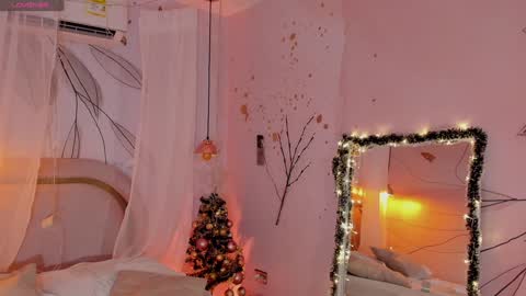 Jessica online show from 12-18-24, 03:15