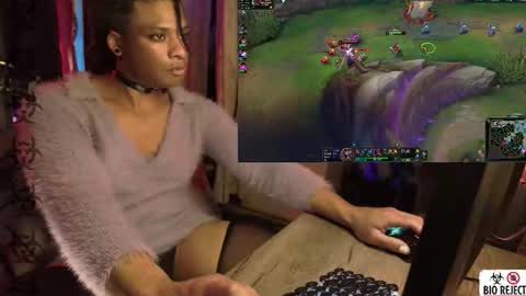 Snapshot of jetsdomain chatting on 01-31-26, 07:11 Beastly Beauty online show from 01-31-26, 07:11