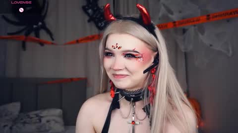 Snapshot of jettahartill chatting on 10-29-25, 06:31 Daryl online show from 10-29-25, 06:31