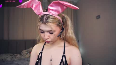 Snapshot of jettahartill chatting on 11-22-25, 06:07 Daryl online show from 11-22-25, 06:07