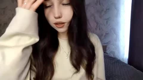 I am Gina ntmu Lets hit 10 Thumbs Up together online show from 04-16-26, 06:47