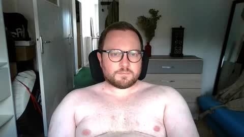 jeuneloup92 online show from 09-20-25, 07:31