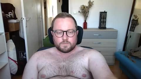 jeuneloup92 online show from 10-17-25, 03:14