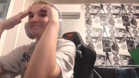 Helgi online show from 11-29-25, 01:25