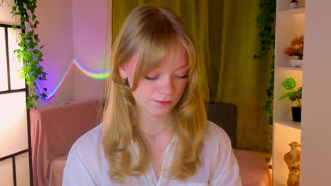 Gwen online show from 04-11-26, 08:13