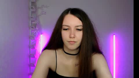 Snapshot of jewelrosse chatting on 12-14-25, 09:30 Jewel online show from 12-14-25, 09:30