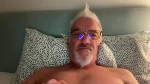 jewlronny online show from 10-15-25, 06:19