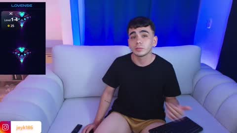 jey keler online show from 10-23-25, 02:44