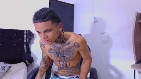 Snapshot of jeykob_23 chatting on 11-04-25, 09:14 JEYKOB online show from 11-04-25, 09:14