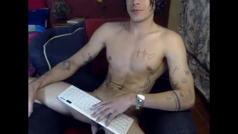 jffer_slhom online show from 10-11-25, 08:07