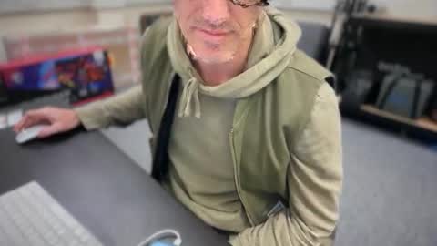 James online show from 10-20-25, 04:51