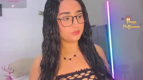 Snapshot of jhacky_sweet chatting on 10-29-25, 05:20 jhackelin My independent account online show from 10-29-25, 05:20