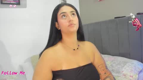 Snapshot of jhacky_sweet chatting on 11-03-25, 02:35 jhackelin My independent account online show from 11-03-25, 02:35