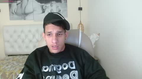 Snapshot of jheidertwink chatting on 12-08-24, 07:26 Jheider R. online show from 12-08-24, 07:26