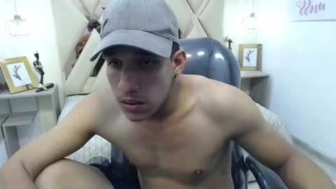 Snapshot of jheidertwink chatting on 12-10-24, 07:26 Jheider R. online show from 12-10-24, 07:26