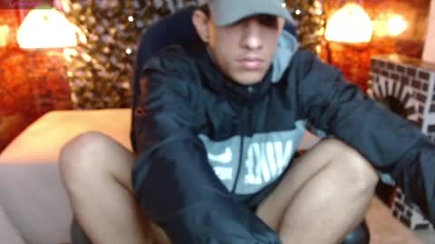 Snapshot of jheidertwink chatting on 12-17-24, 06:45 Jheider R. online show from 12-17-24, 06:45