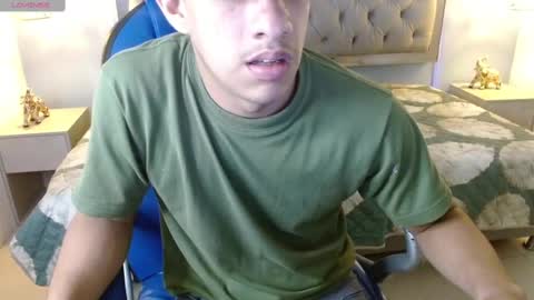 Snapshot of jheidertwink chatting on 12-28-24, 05:23 Jheider R. online show from 12-28-24, 05:23