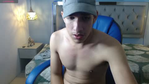 Snapshot of jheidertwink chatting on 12-30-24, 09:48 Jheider R. online show from 12-30-24, 09:48