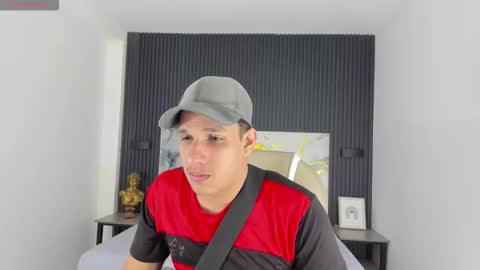 Snapshot of jheidertwink chatting on 09-11-25, 12:27 Jheider R. online show from 09-11-25, 12:27