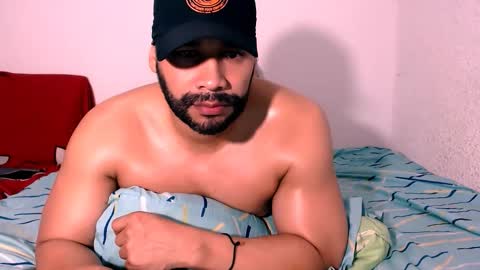 Snapshot of jho173027 chatting on 11-09-25, 03:32 En moreno online show from 11-09-25, 03:32