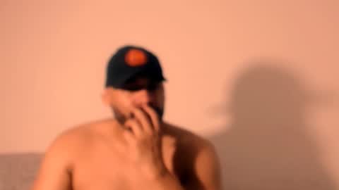 Snapshot of jho173027 chatting on 11-13-25, 01:15 En moreno online show from 11-13-25, 01:15