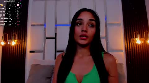 Jhoana  online show from 01-29-25, 07:43