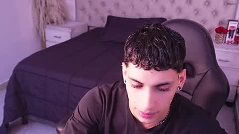 jhoanleandro online show from 04-24-26, 06:38