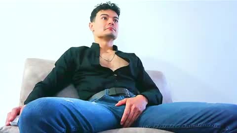 Snapshot of jhohannes_maximo chatting on 07-07-26, 12:31 jhohanes maximo online show from 07-07-26, 12:31