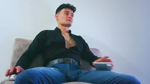 Snapshot of jhohannes_maximo chatting on 07-29-26, 02:04 jhohanes maximo online show from 07-29-26, 02:04