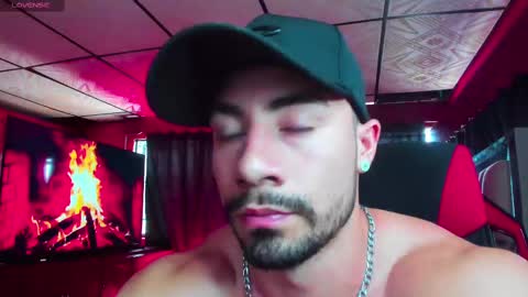 Jhojan Strong  online show from 03-07-25, 07:38