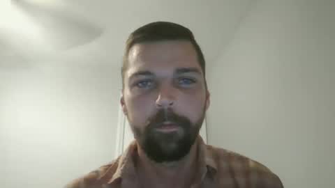 Snapshot of jholls chatting on 01-16-25, 12:34 jholls online show from 01-16-25, 12:34