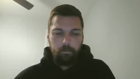 Snapshot of jholls chatting on 02-05-25, 02:51 jholls online show from 02-05-25, 02:51