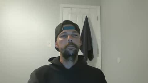 Snapshot of jholls chatting on 11-30-25, 04:38 jholls online show from 11-30-25, 04:38