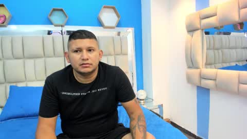 jhon_and_catalina online show from 10-23-25, 12:26