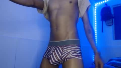 Snapshot of jhon_hot09 chatting on 10-30-25, 04:58 jhon_hot09 online show from 10-30-25, 04:58