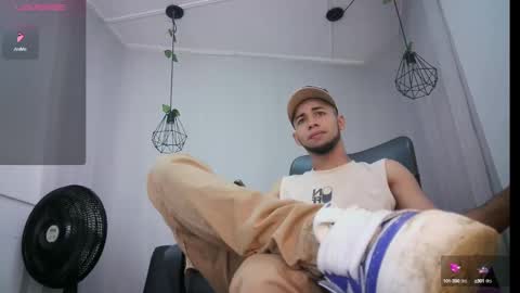 Snapshot of jhon_malo chatting on 02-14-25, 05:41 jhon_malo online show from 02-14-25, 05:41