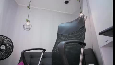 Snapshot of jhon_malo chatting on 03-07-25, 04:24 jhon_malo online show from 03-07-25, 04:24