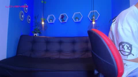 Snapshot of jhon_malo chatting on 10-19-25, 05:08 jhon_malo online show from 10-19-25, 05:08