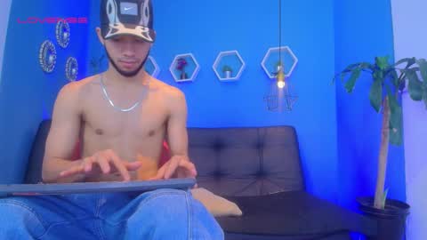 Snapshot of jhon_malo chatting on 10-23-25, 03:39 jhon_malo online show from 10-23-25, 03:39